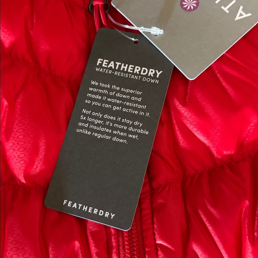Athleta Red Downalicious Deluxe Vest - Picture 3 of 11